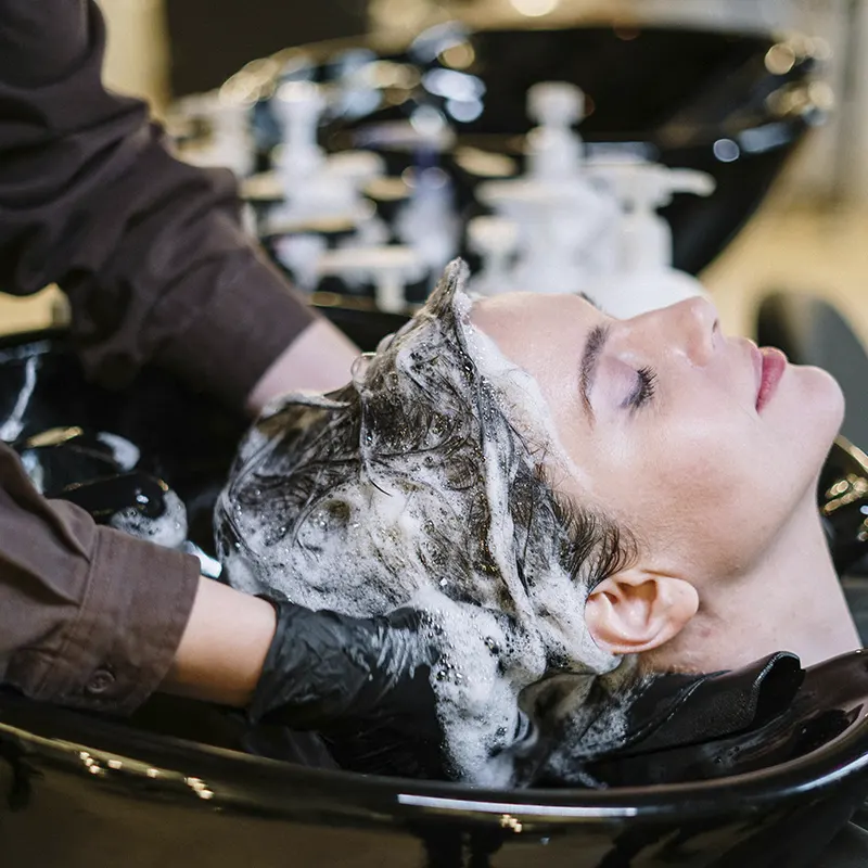 tratamientos-capilares-servicio Tratamientos capilares personalizados